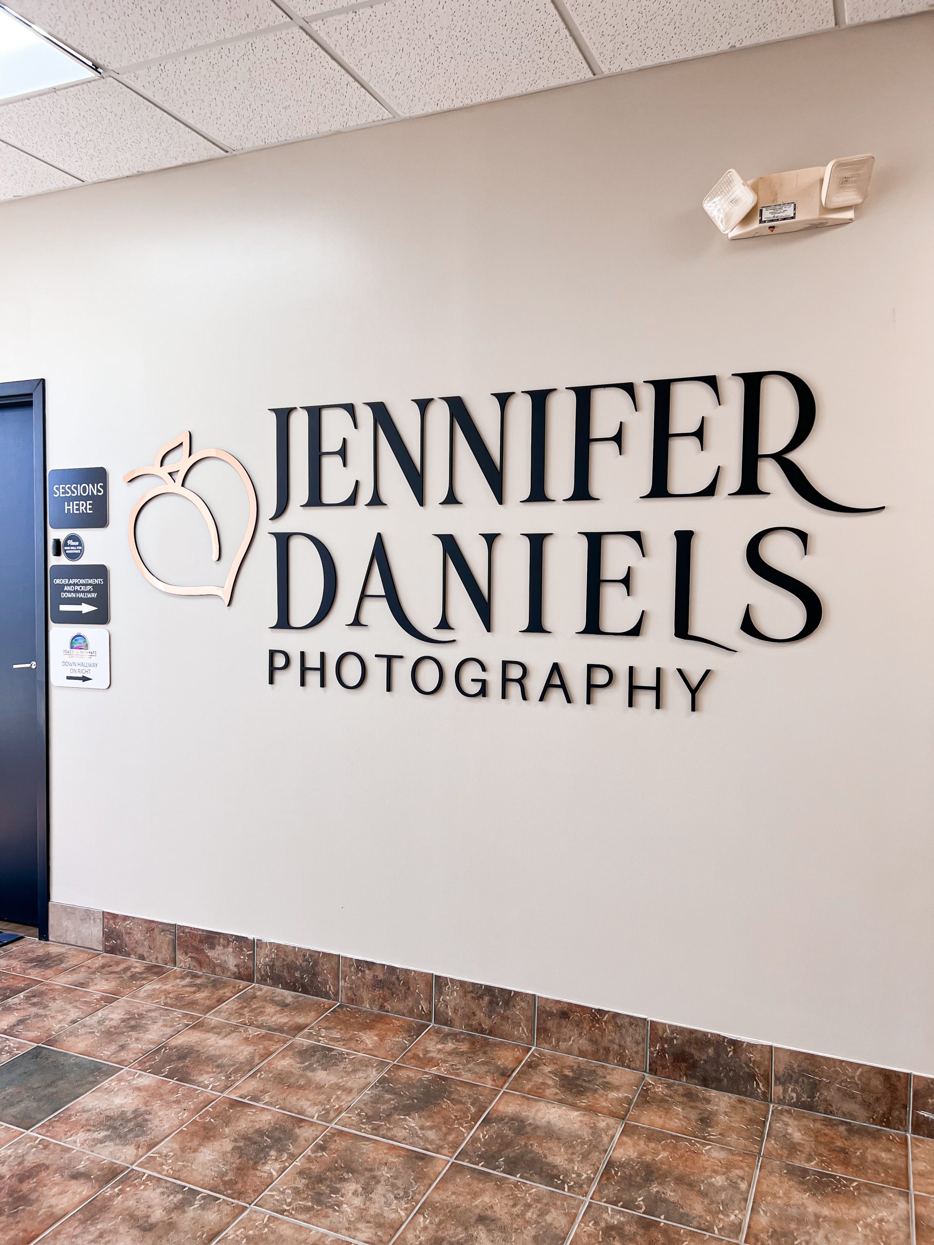 All Things Madison | A Luxury Boudoir Photography Experience in Madison, Alabama: About Jennifer Daniels Photography